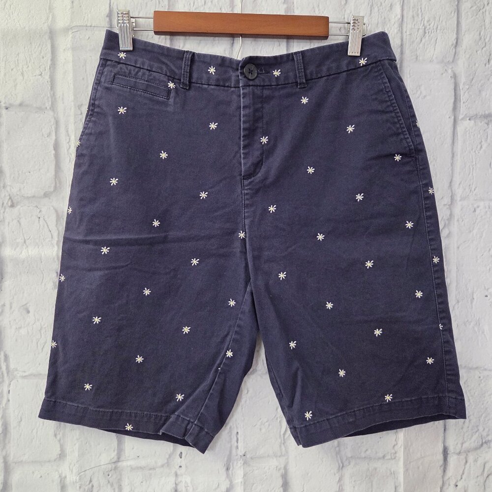 Croft & Barrow Stretch Size 8 Navy Blue White Embroidered Flower Chino Shorts